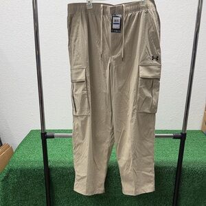 Under Armour Men's Beige Woven Cargo Pants XL Loose
